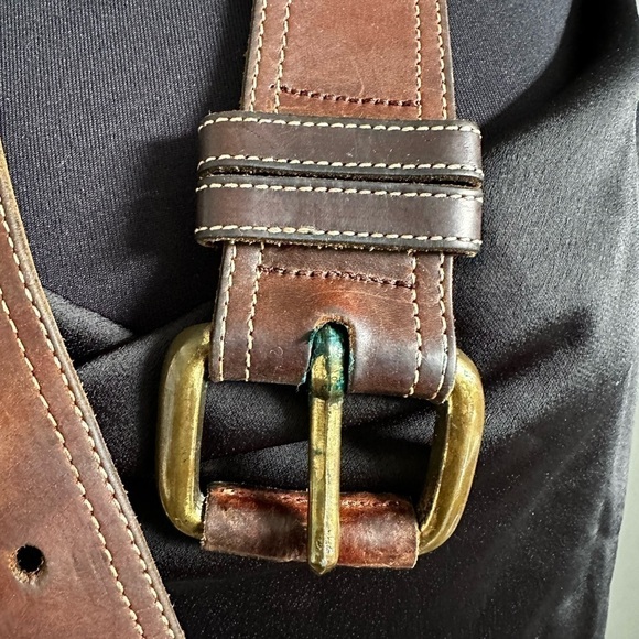 Joan & David Belt Rustic Cowgirl Durable Brown Brass Tone hardware Small 26-28 - Picture 10 of 13